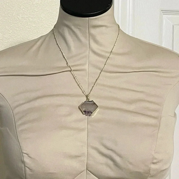 Hexagonal Amethyst Slice Pendant Necklace - Picture 4 of 6